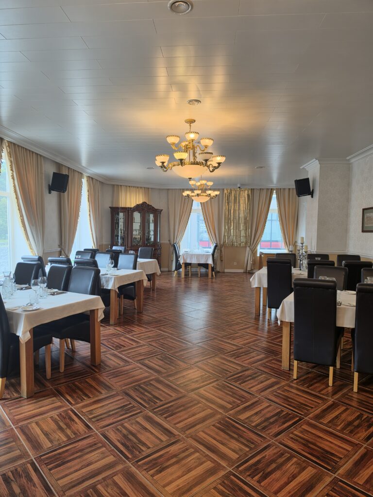 Restoran Posti erinevad ruumid